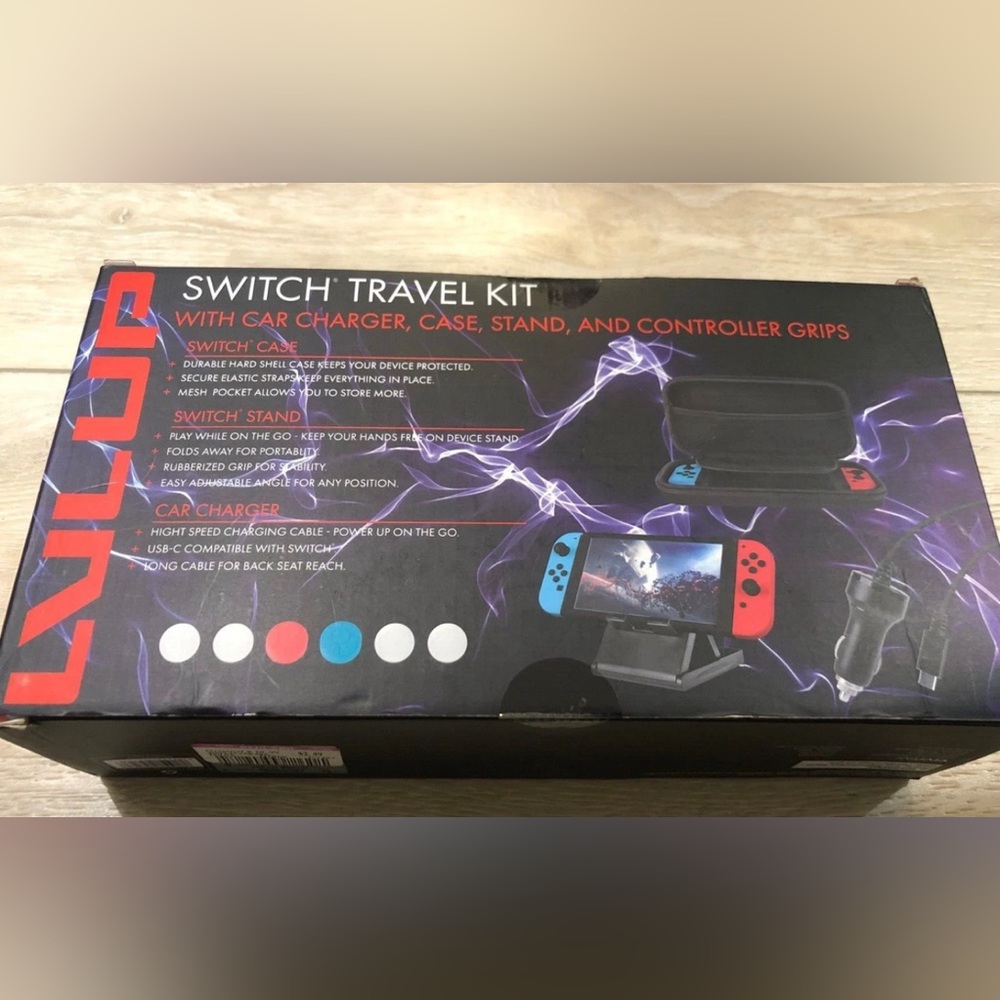 Nintendo Switch Travel Kit - Picture 2 of 4